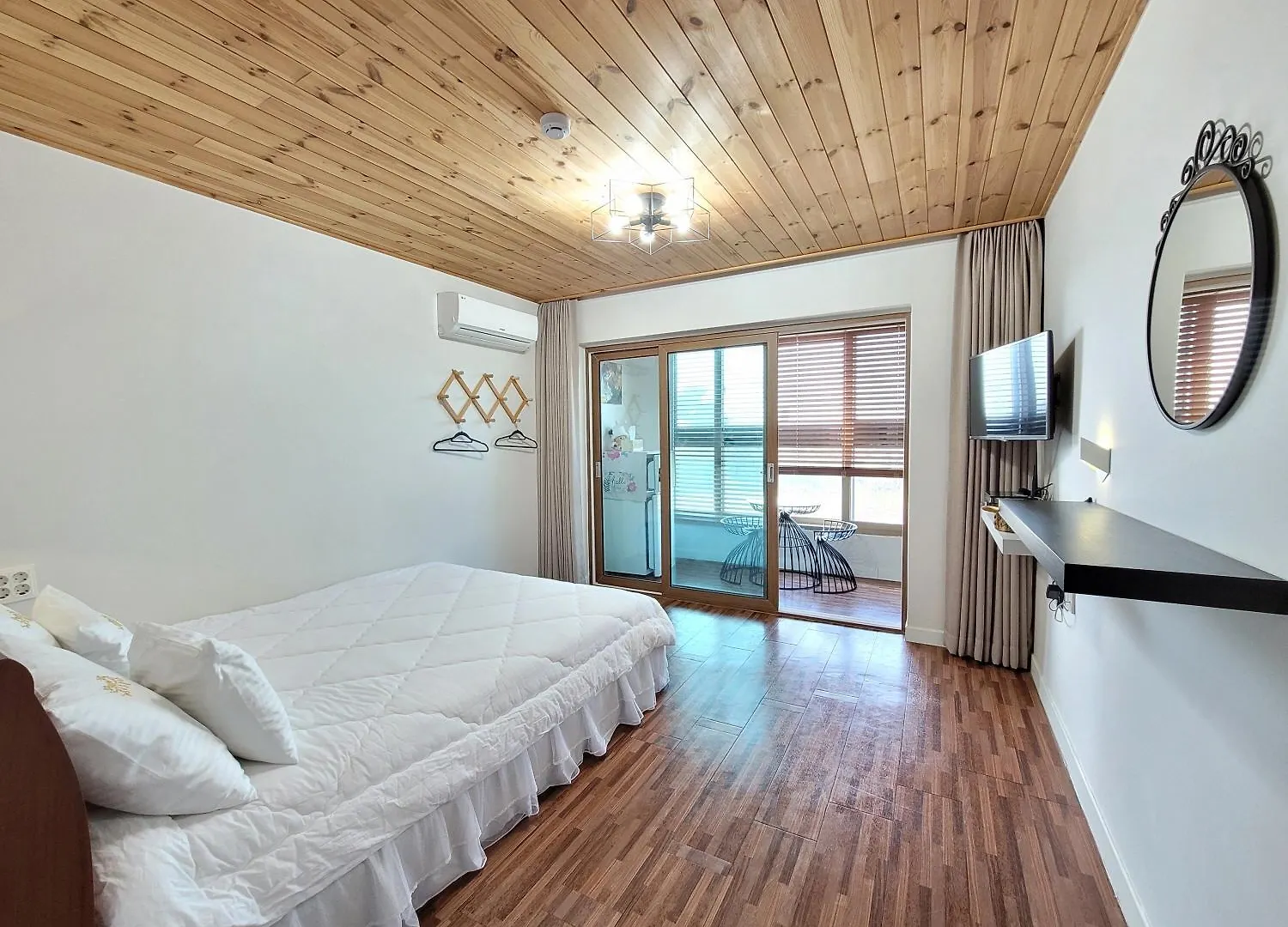 Starlight Drops Pension Jeju South Korea